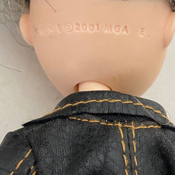 2001 bratz rock angelz original 10” doll With guitar - Picture 7 of 10